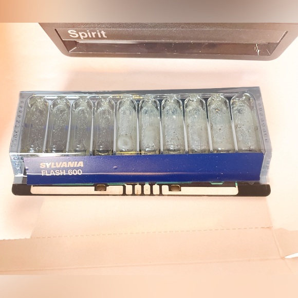 Polaroid 600 Spirit Instant Film Camera Rainbow Stripe w/Mohawk Bag,Manual,Flash - Picture 6 of 6